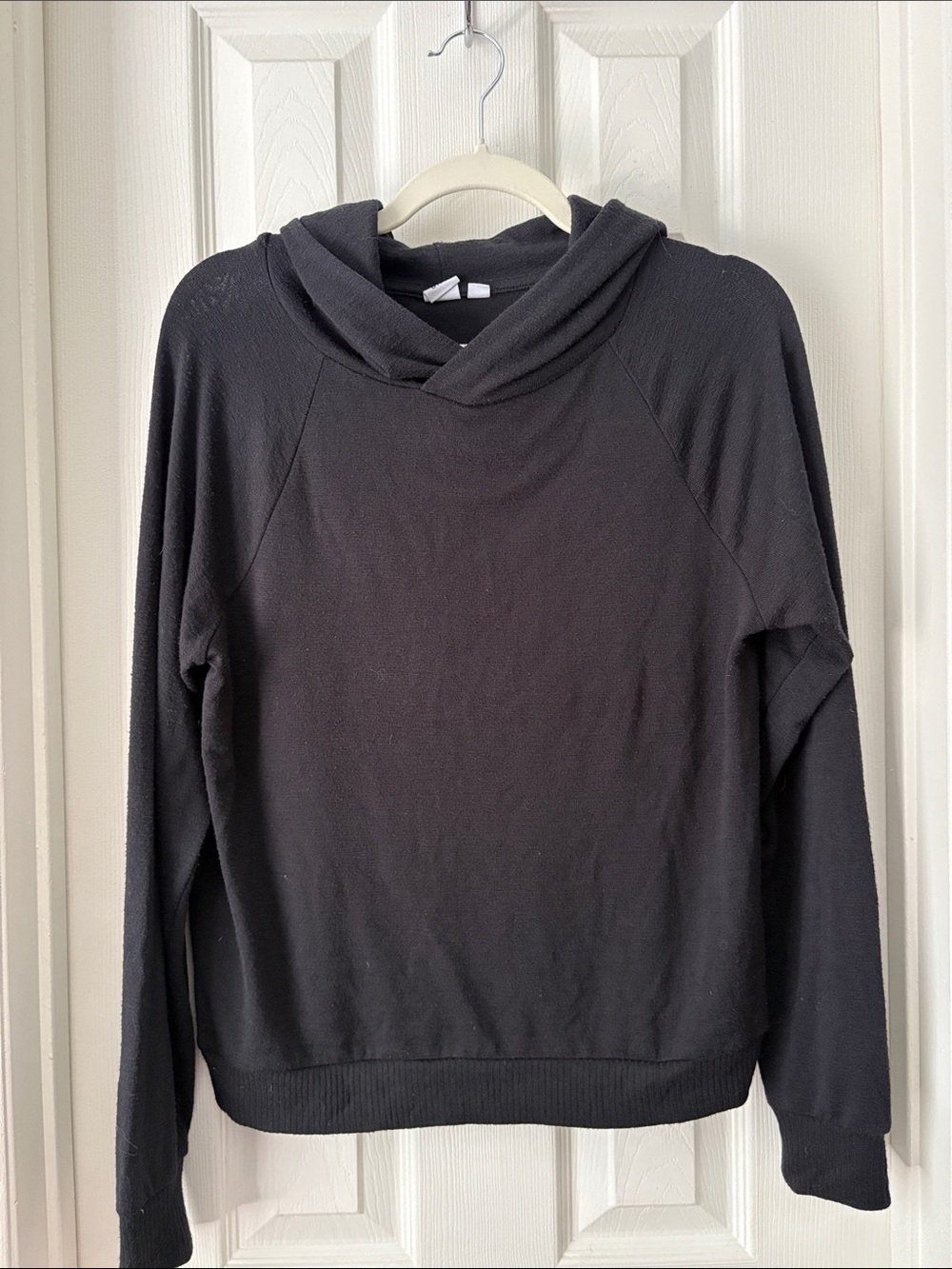 GAP Black stretchy knit Hooded Pullover sweatshirt XS